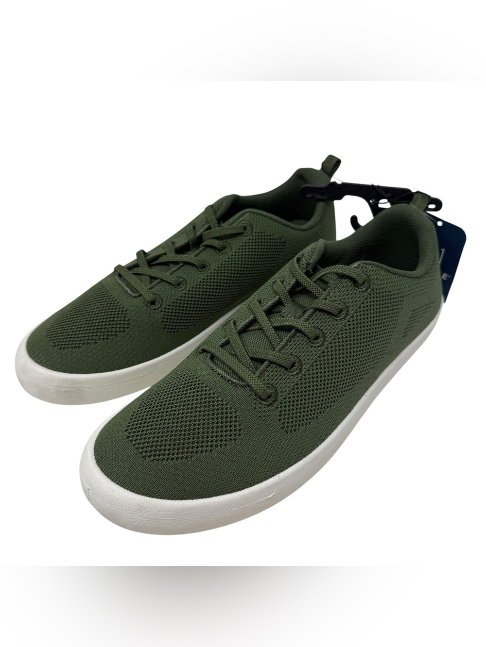 NEW George Men’s Size 10 Olive Green knit sneakers easy off on shoes NWT